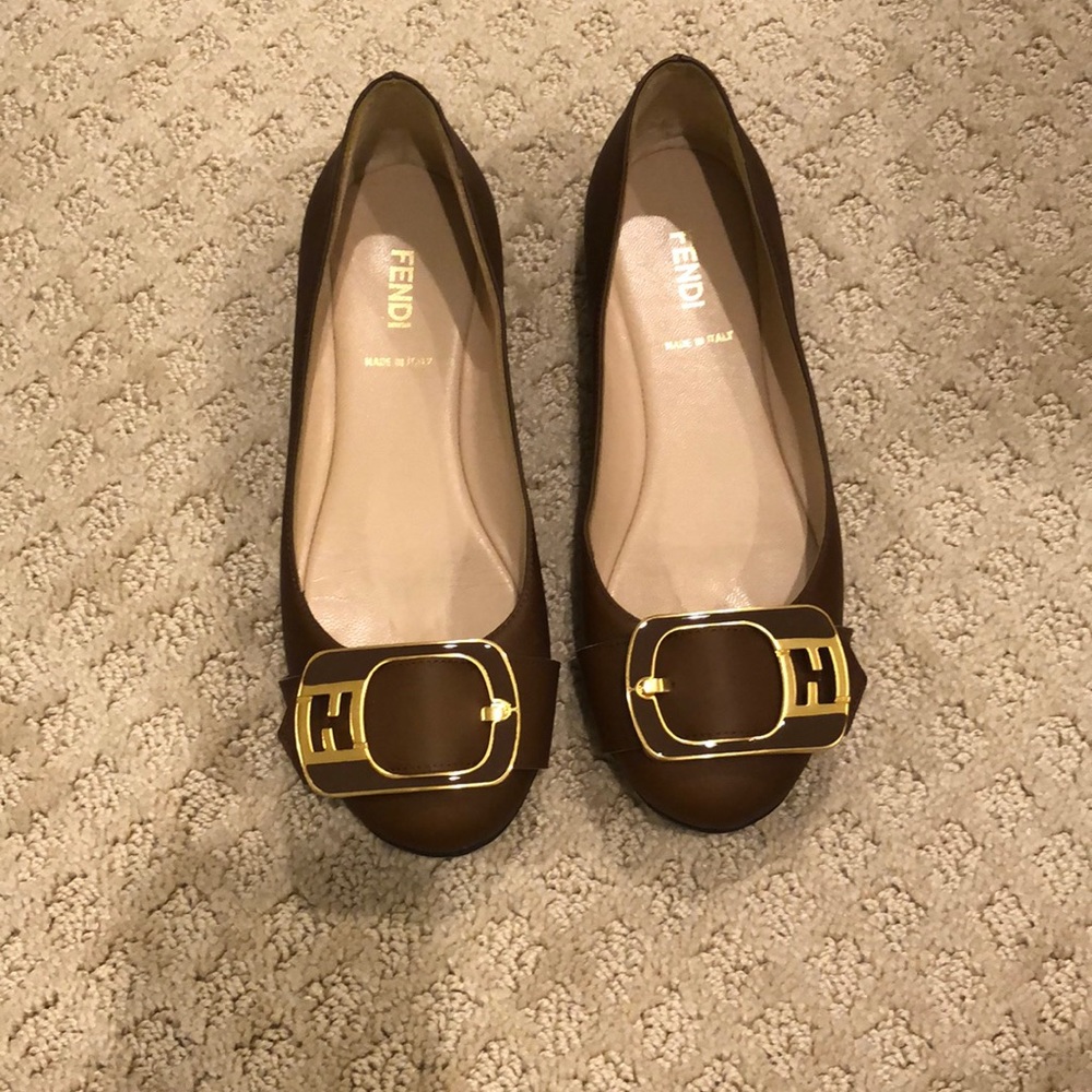 Ballet flats